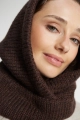 Brązowa balaclava (kominiarka damska) z wełny merino i bawełny, zbliżenie